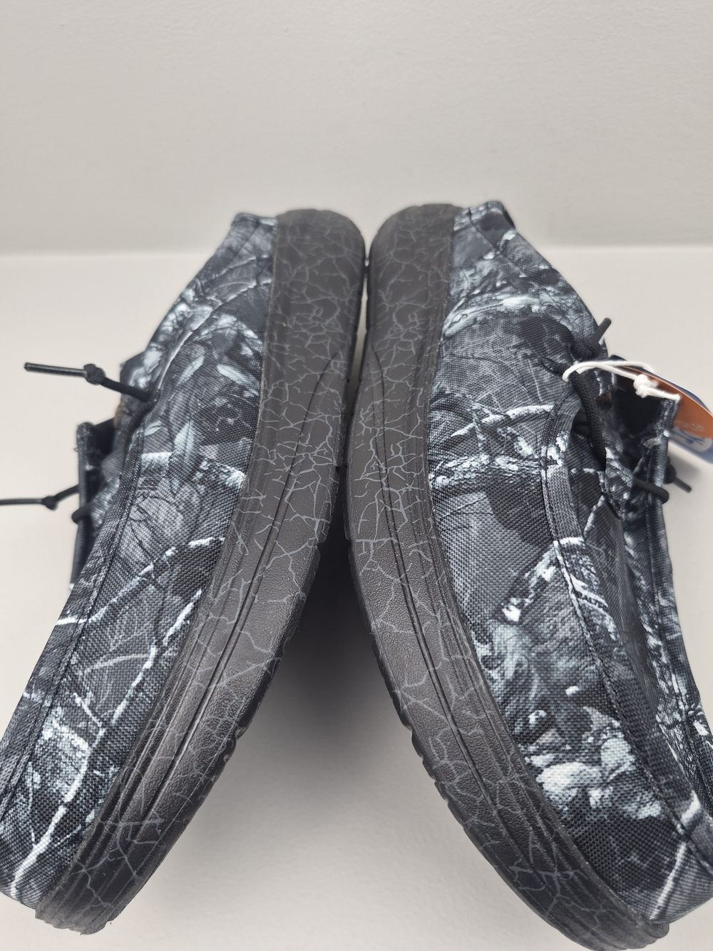 Hey Dude Jelly Roll Wally Comf Slip Limited Edition Black Camo Mens 13US Loafers - Picture 7 of 9